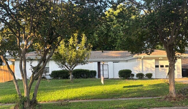 property at 4840 Brandywine Dr