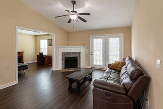 114 York Way in Augusta, GA - Building Photo - Building Photo
