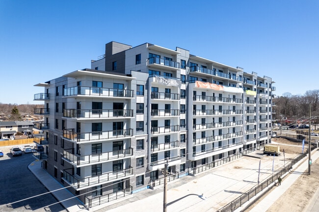 Block 599 in Kitchener, ON - Building Photo - Building Photo