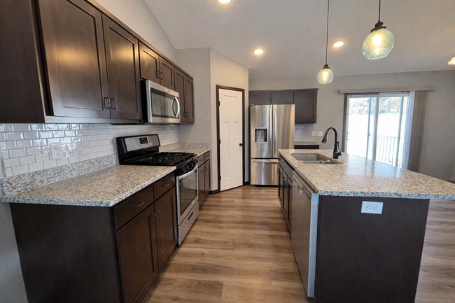 479 18th St NW in Sauk Rapids, MN - Building Photo - Building Photo