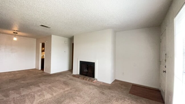 8412 Glen Meadow Ln in Beaumont, TX - Building Photo - Building Photo