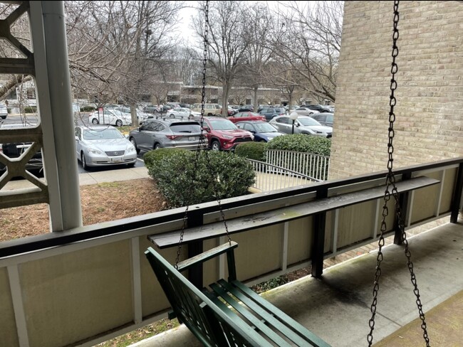 7531 Spring Lake Dr, Unit C2 in Bethesda, MD - Building Photo - Building Photo