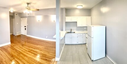 4165 S Archer Ave, Unit 203 in Chicago, IL - Foto de edificio - Building Photo