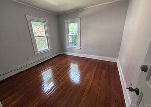460 Edgewood St in Hartford, CT - Building Photo - Building Photo