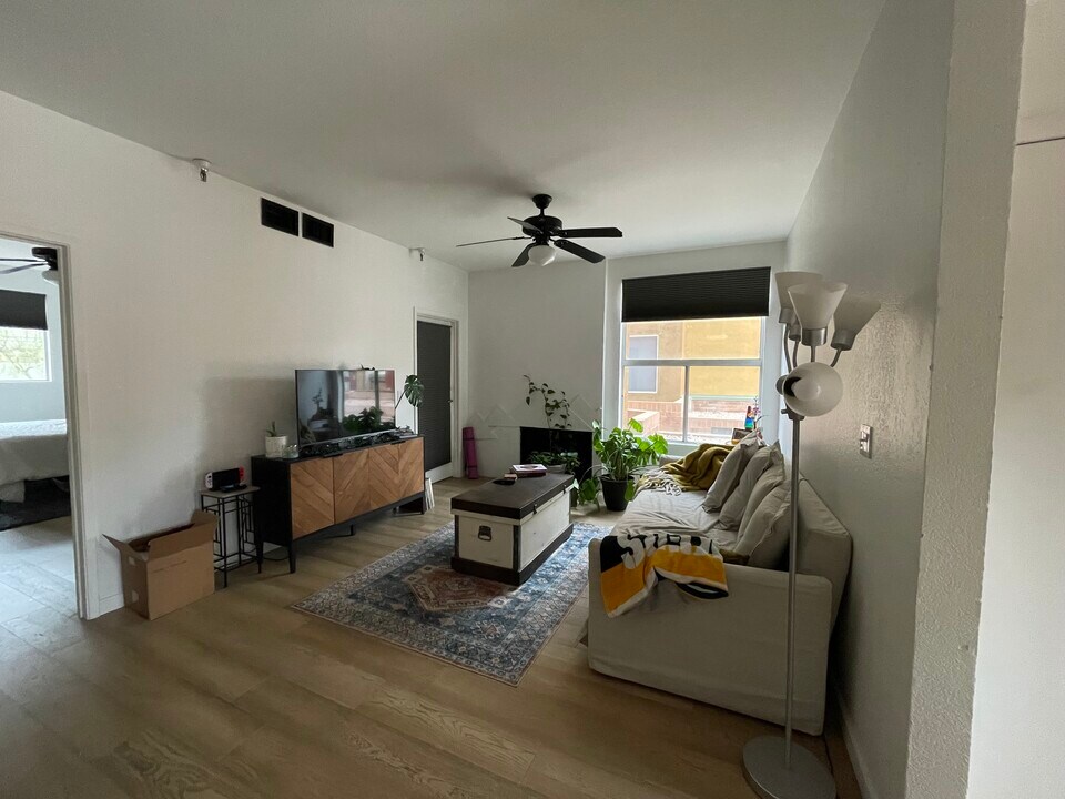 154 W 5th St, Unit 159 in Tempe, AZ - Building Photo