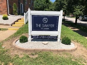 7506 Sussex Ave in Maplewood, MO - Building Photo - Building Photo