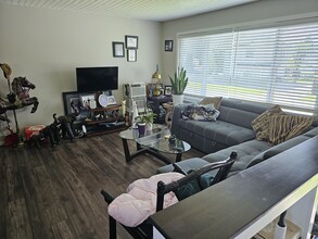 9170 Coote St in Chilliwack, BC - Building Photo - Building Photo