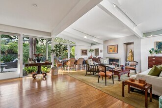 664 Woodmont Ave in Berkeley, CA - Foto de edificio - Building Photo