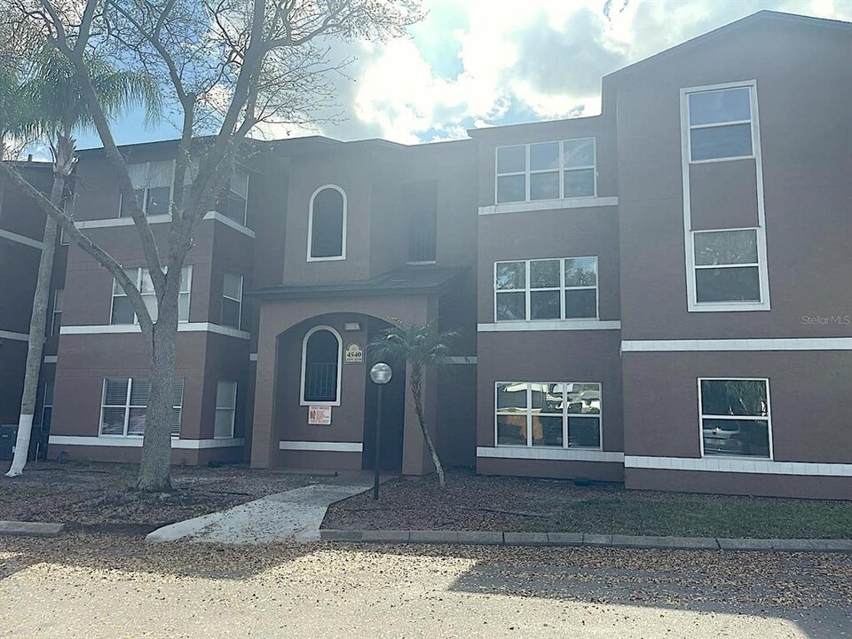 4540 Commander Dr in Orlando, FL - Building Photo