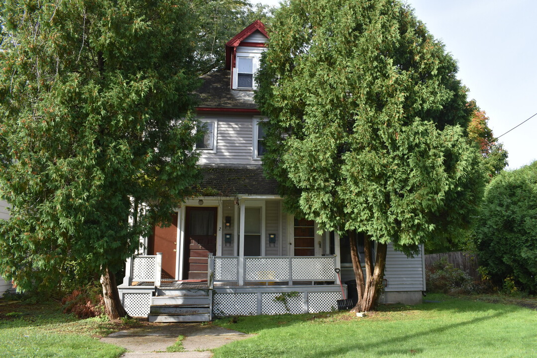 111 Glenwood Ave in Binghamton, NY - Building Photo