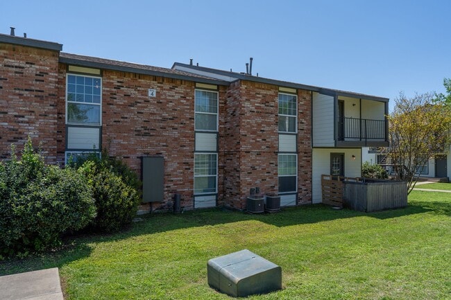 309 I-35 in Hillsboro, TX - Building Photo - Building Photo