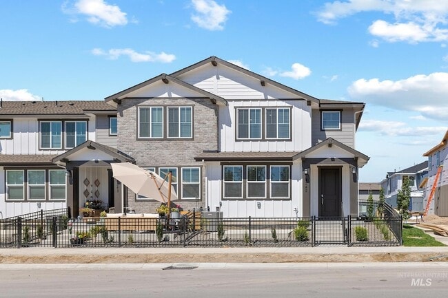 4242 W Perspective St, Unit B204
