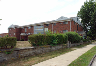 Hallowell Court in Conshohocken, PA - Building Photo - Building Photo