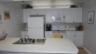 7704 Hillside Ct in Hudson, FL - Building Photo - Building Photo