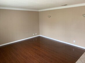 8312 Tallow Wood Way in Citrus Heights, CA - Building Photo - Building Photo