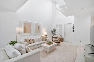 160 S E 7th Way in Pompano Beach, FL - Building Photo - Building Photo