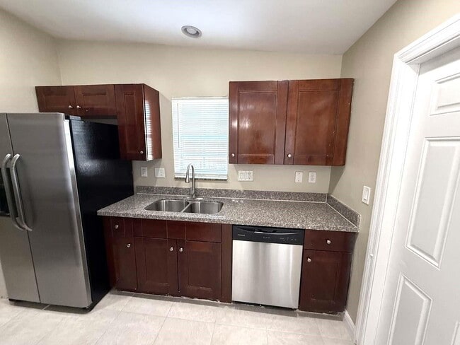 5765 Nottingham Rd in West Palm Beach, FL - Building Photo - Building Photo