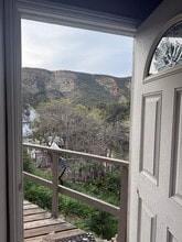 14362 Ladd Canyon Rd in Silverado, CA - Foto de edificio - Building Photo