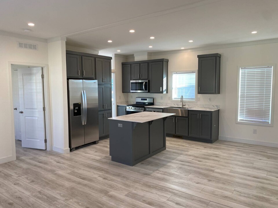 1280 Wagstaff Rd in Paradise, CA - Building Photo