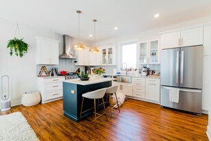 635 Fairview Ave NE, Unit 3 in Grand Rapids, MI - Building Photo