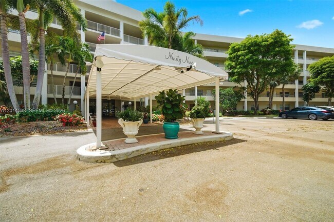 property at 821 Cypress Blvd
