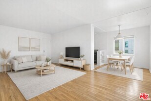 4100 Wade St in Los Angeles, CA - Building Photo