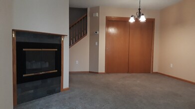1830 121st Ln NW in Minneapolis, MN - Building Photo - Building Photo
