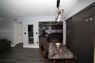 200 178th Dr in Sunny Isles Beach, FL - Building Photo - Building Photo