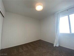 1109 Kruger Ct in North Las Vegas, NV - Building Photo - Building Photo