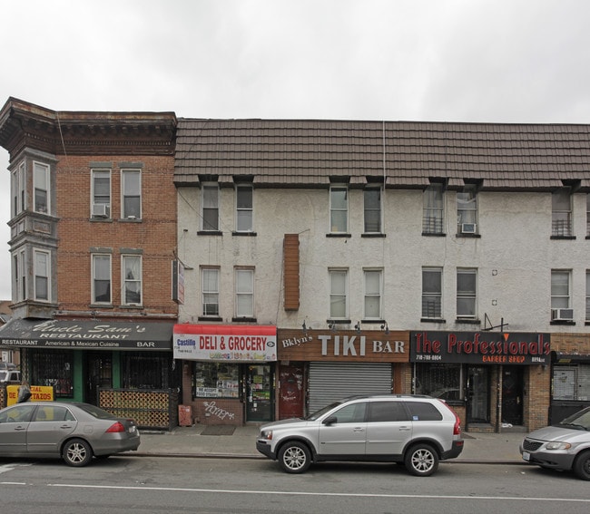 885 4th Ave in Brooklyn, NY - Building Photo - Building Photo