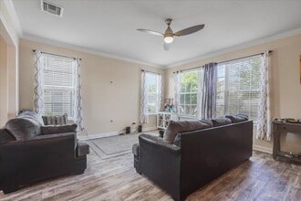 3033 Dickinson Dr in Tallahassee, FL - Building Photo - Building Photo