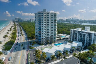 Park Tower in Fort Lauderdale, FL - Building Photo - Building Photo