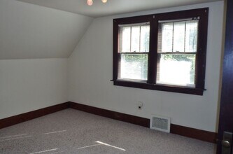 165 W Hamilton Ave in State College, PA - Building Photo - Building Photo