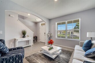 4028 Sherlock Ct in Orlando, FL - Building Photo - Building Photo