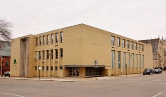 15th Street Apartments in Dubuque, IA - Building Photo