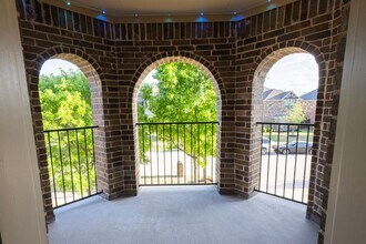 12338 Belmeade Dr in Frisco, TX - Foto de edificio - Building Photo