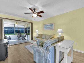 6815 Sandtrap Dr in Ft. Myers, FL - Building Photo - Building Photo