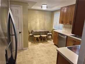 4345 Baintree Rd in University Heights, OH - Building Photo - Building Photo