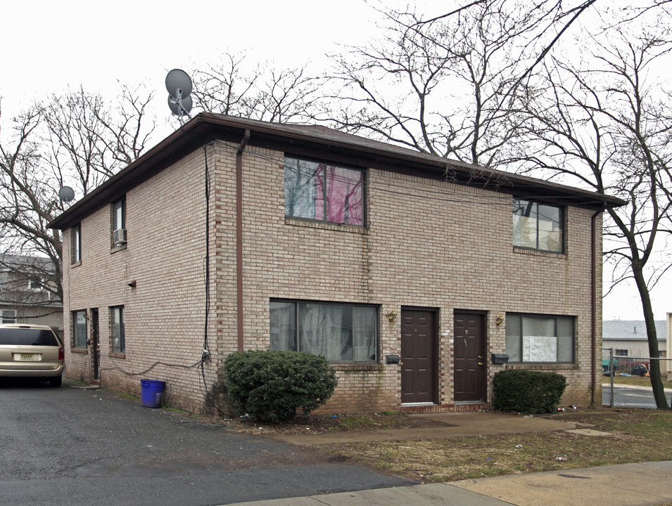 294-296 Columbus Pl in New Brunswick, NJ - Foto de edificio