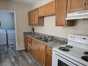 3875 Pauger St in New Orleans, LA - Building Photo - Building Photo