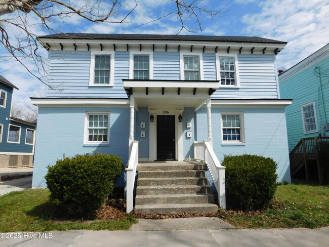 706 E Front St in New Bern, NC - Building Photo - Building Photo