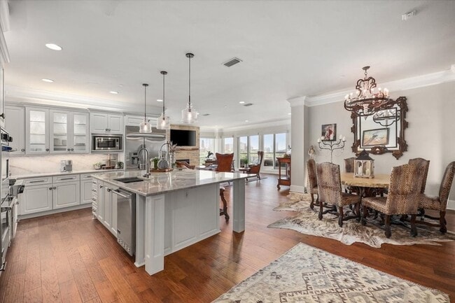 property at 501 Samuels Ave