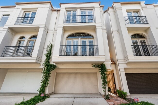 property at 2907 Argonne St