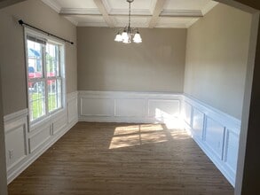 131 Cavalier Dr in Jacksonville, NC - Building Photo - Building Photo
