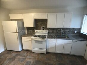 720 Preakness Ln in Florissant, MO - Building Photo - Building Photo