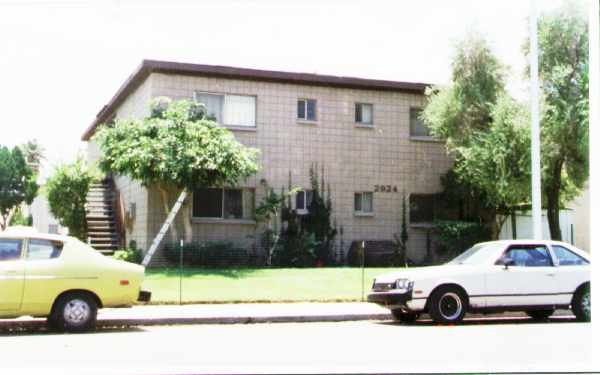 2924 Poplar Ave in Las Vegas, NV - Building Photo - Building Photo