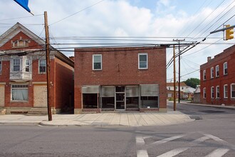 7 S Pennsylvania Ave in Hancock, MD - Building Photo - Building Photo