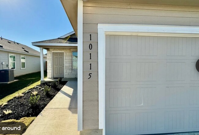 10119 Asta Trl in San Antonio, TX - Building Photo - Building Photo