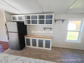 19 Pheasant Hill Trailer Park in Milford, ME - Building Photo - Building Photo