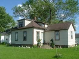 974-988 W State St in Mauston, WI - Foto de edificio